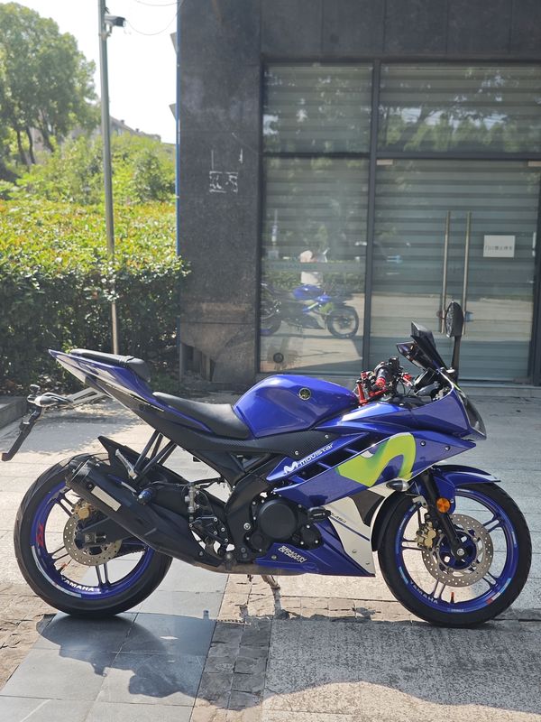 二手雅马哈YZF-R15
