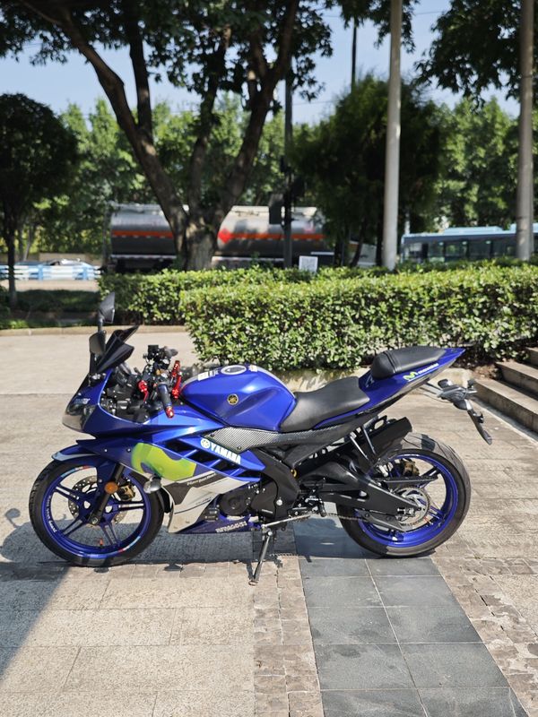 二手雅马哈YZF-R15