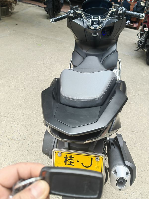 二手五羊本田PCX