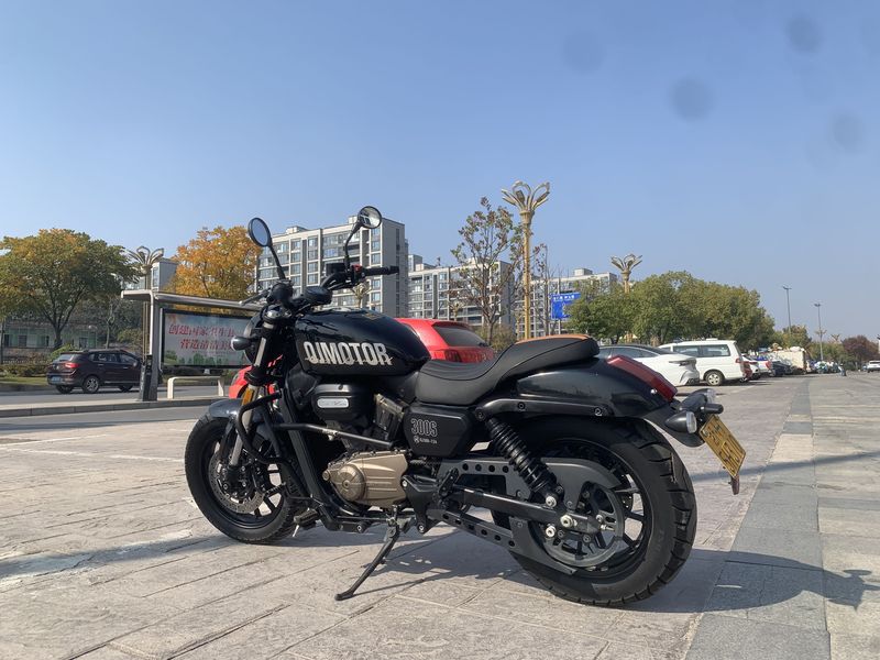 二手QJMOTOR闪300