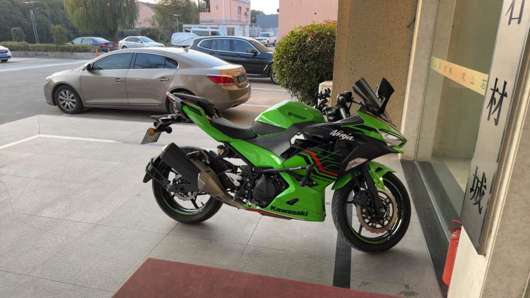 二手川崎Ninja 400