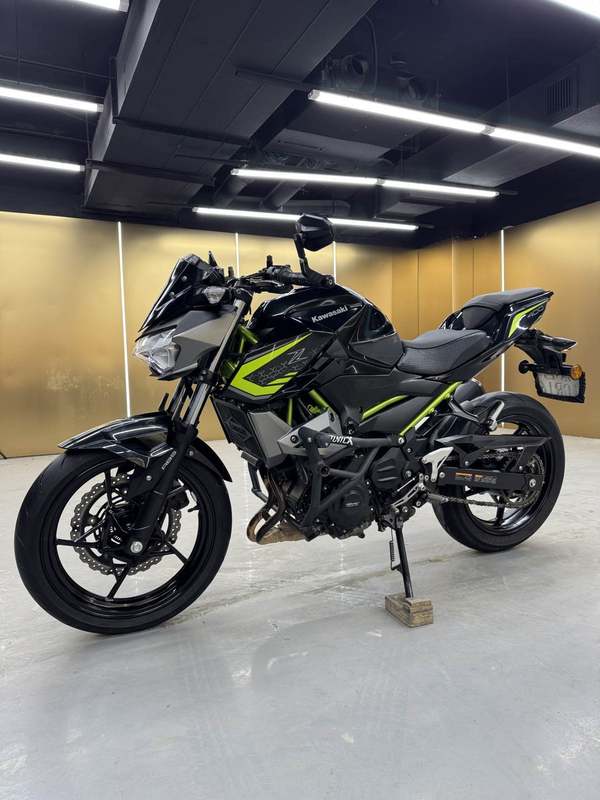 二手川崎Z400