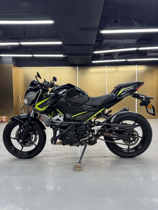 二手川崎Z400