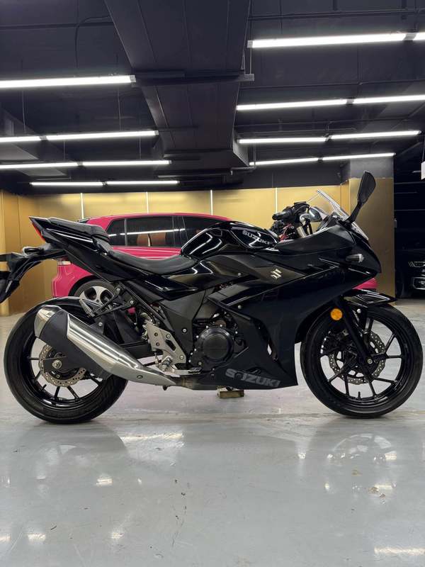 二手豪爵铃木GSX250R