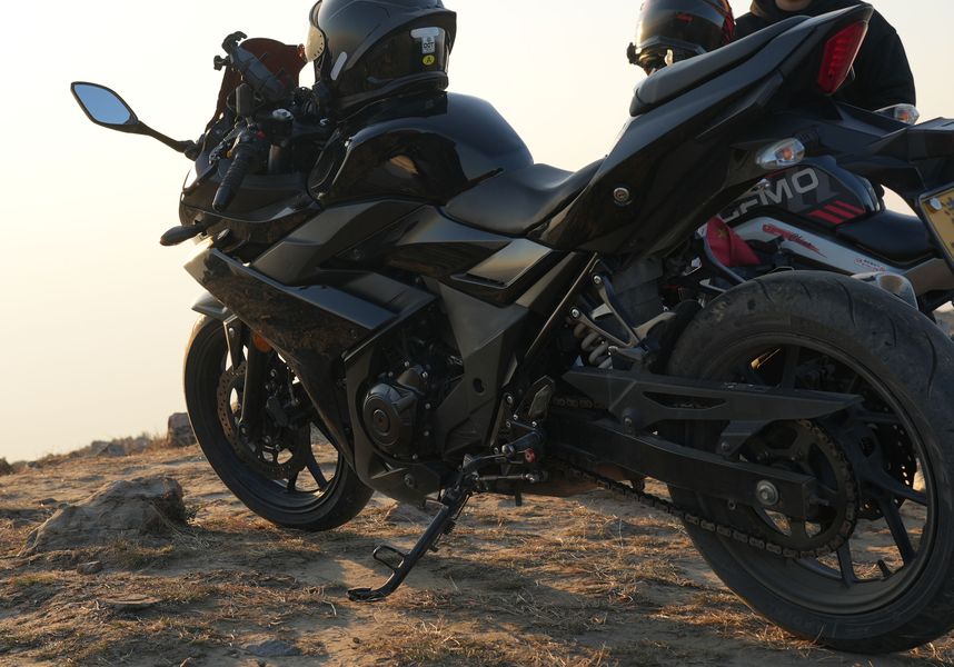 二手豪爵铃木GSX250R