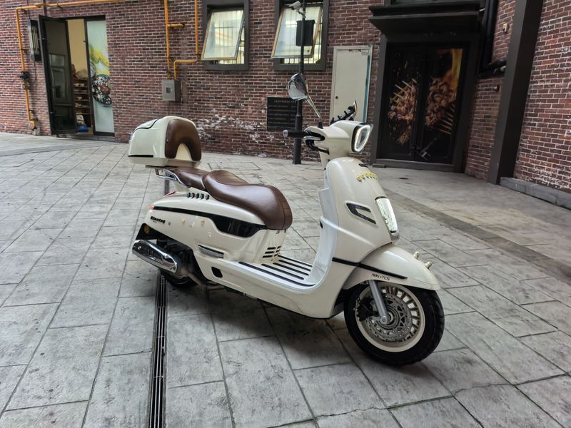 二手南方梦拉丽莎 飞戈