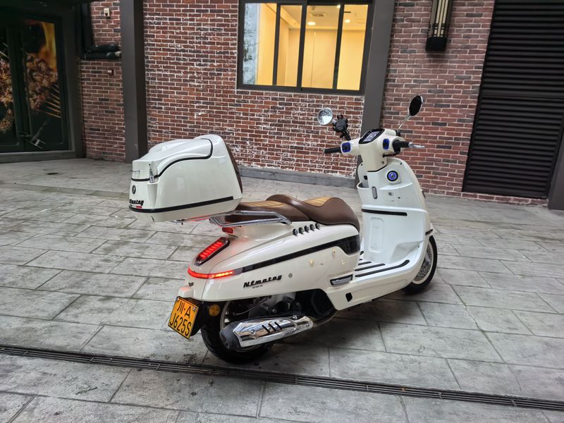 二手南方梦拉丽莎 飞戈