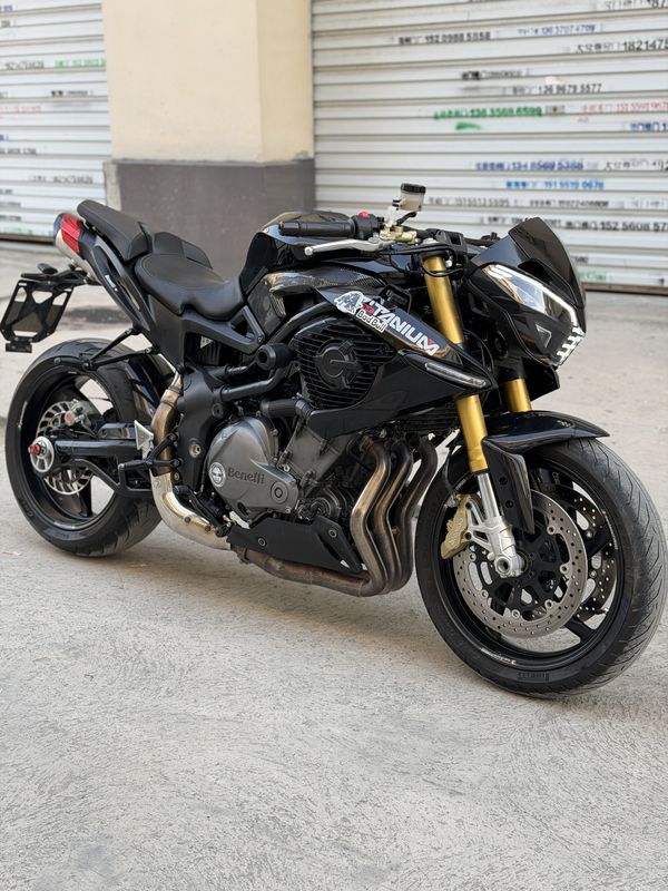 二手贝纳利TNT899