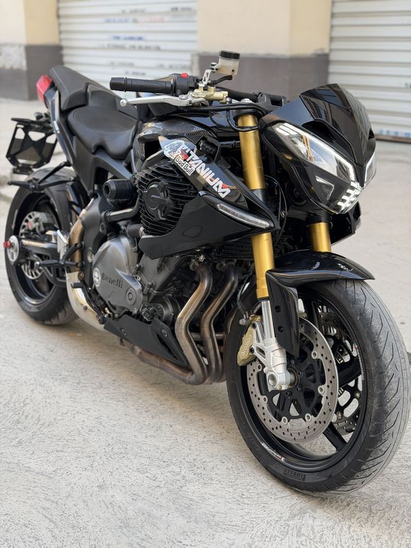 二手贝纳利TNT899