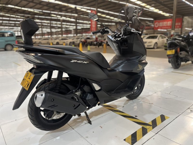 二手五羊本田PCX