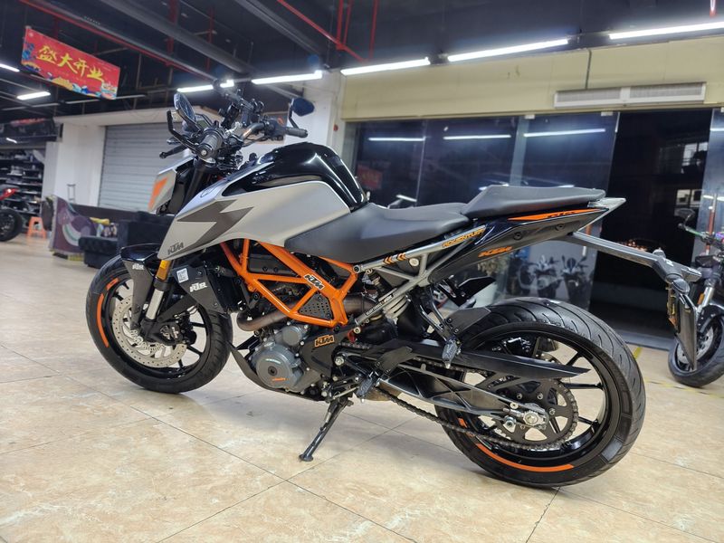二手KTMR2R250 Duke
