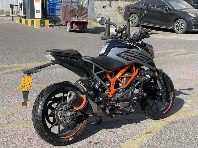二手KTMR2R250 Duke