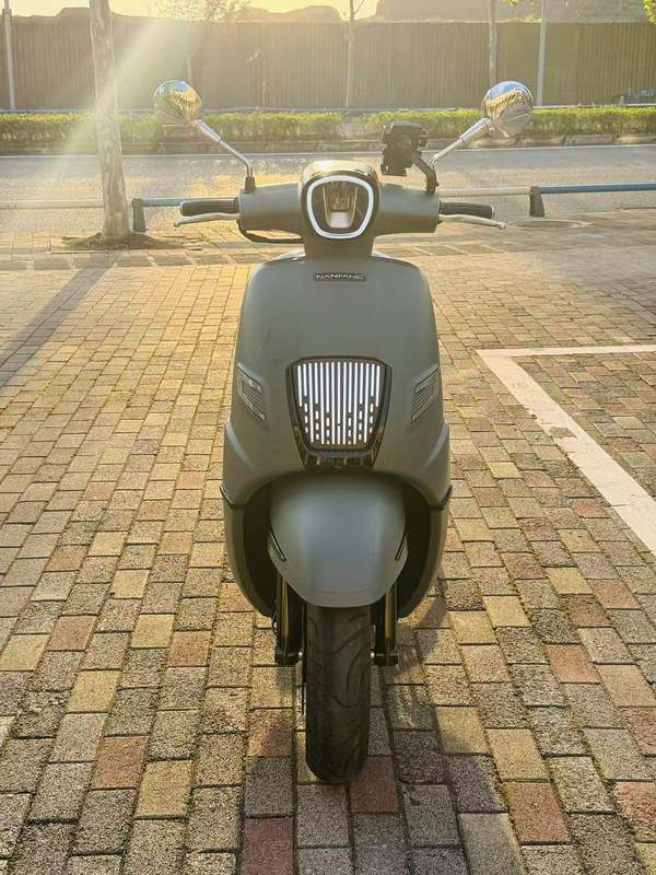 二手南方梦拉丽莎 飞戈