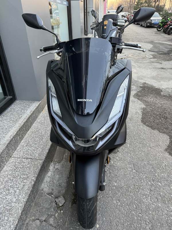 二手五羊本田PCX