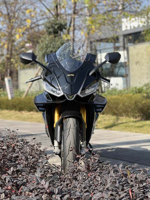 二手阿普利亚RSV4