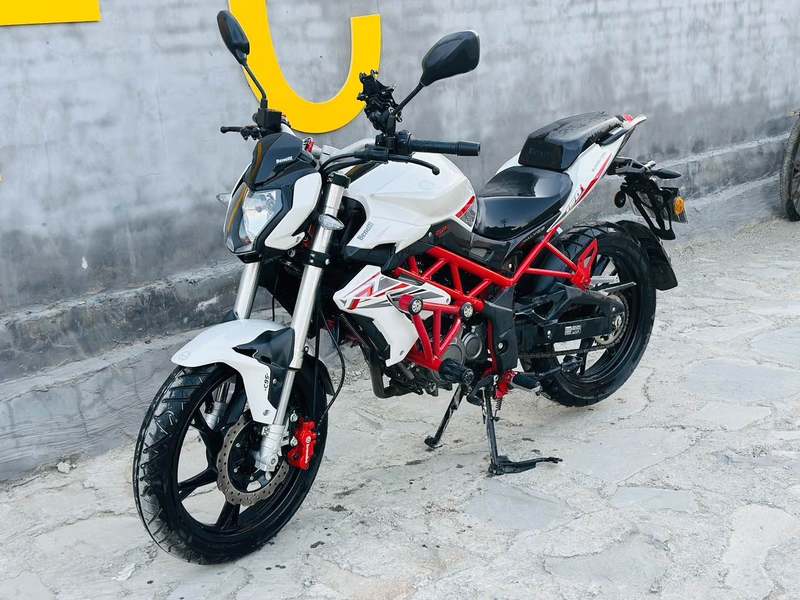 二手贝纳利红宝龙 TNT150i