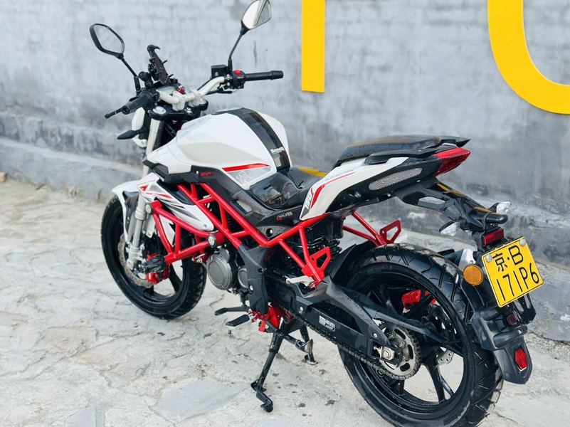 二手贝纳利红宝龙 TNT150i