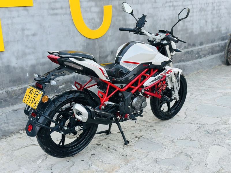 二手贝纳利红宝龙 TNT150i