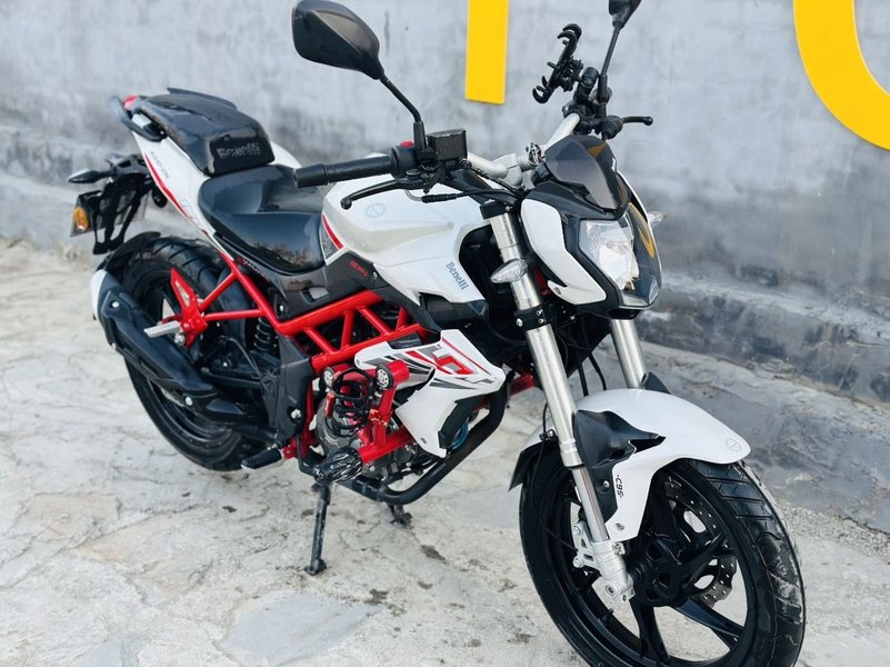 二手贝纳利红宝龙 TNT150i