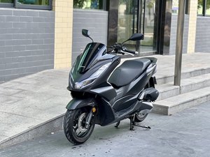 二手五羊本田PCX