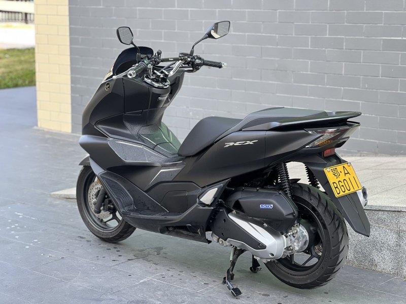 二手五羊本田PCX