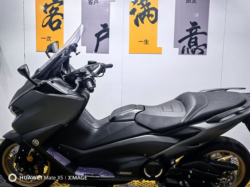 二手雅马哈TMAX
