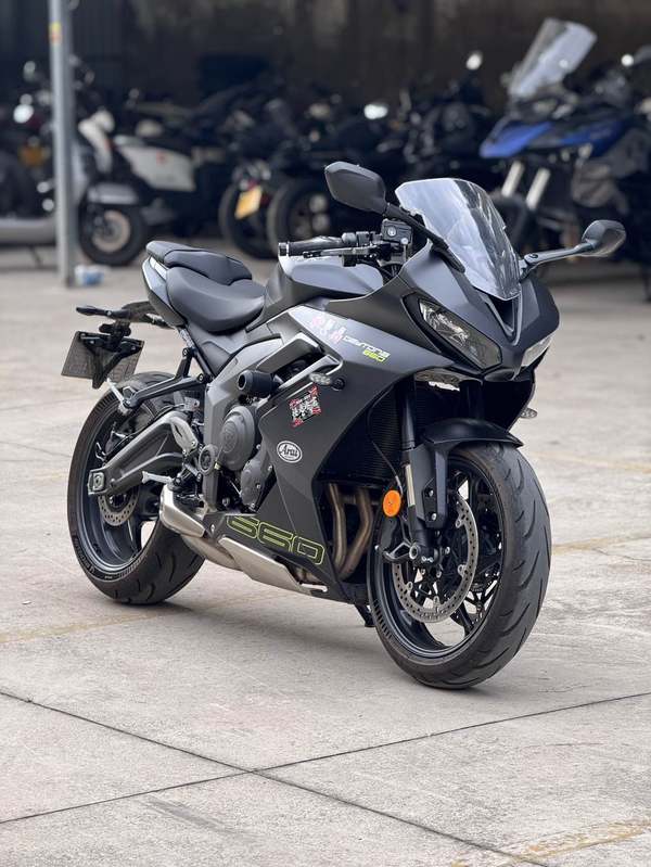 二手凯旋Daytona 660