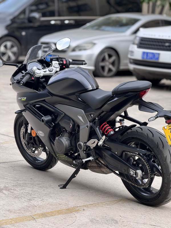 二手凯旋Daytona 660