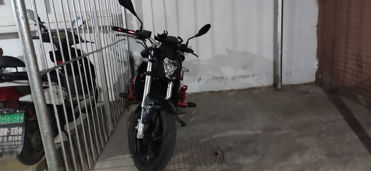 二手贝纳利红宝龙 TNT150i