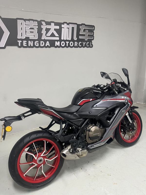 二手QJMOTOR赛400