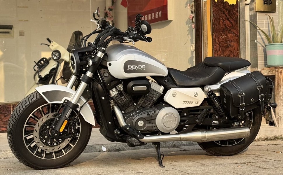 二手奔达Rock300 灰石