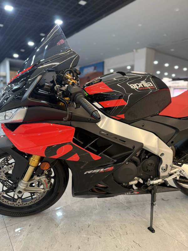 二手阿普利亚RSV4