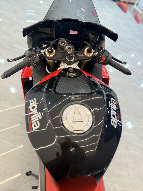 二手阿普利亚RSV4