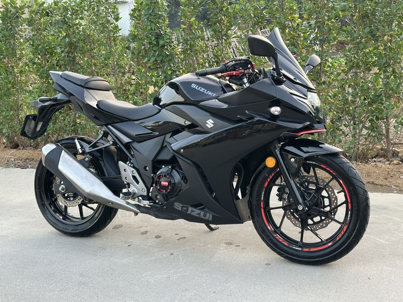二手豪爵铃木GSX250R