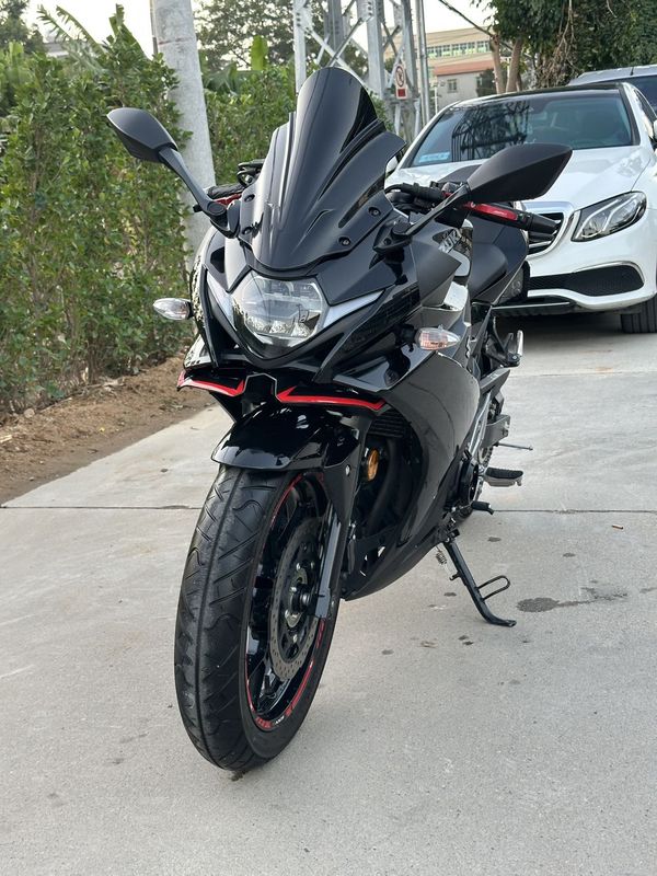 二手豪爵铃木GSX250R