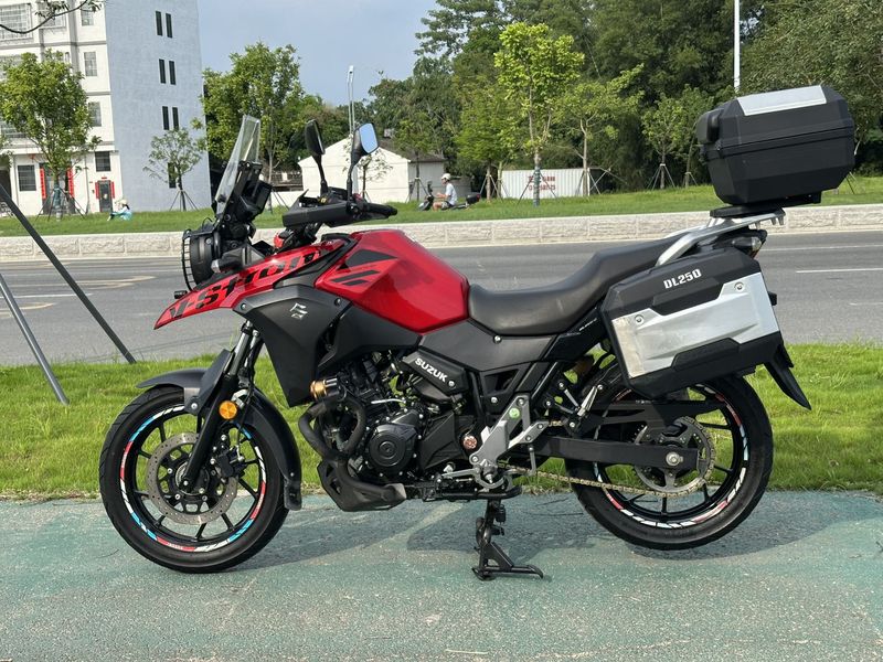 二手豪爵铃木DL250