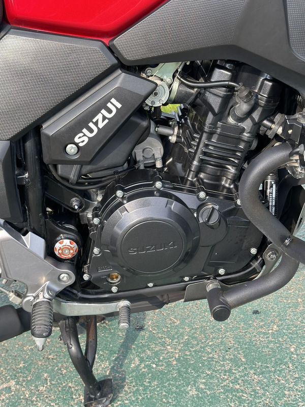 二手豪爵铃木DL250