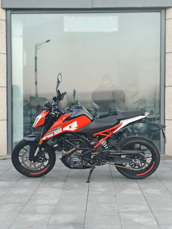 二手KTMR2R250 Duke