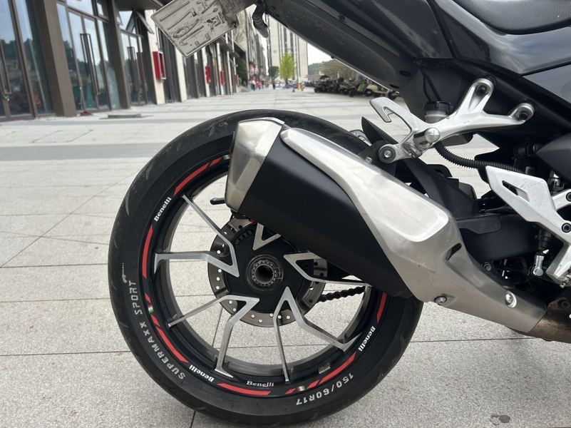 二手贝纳利龙卷风 Tornado 402R