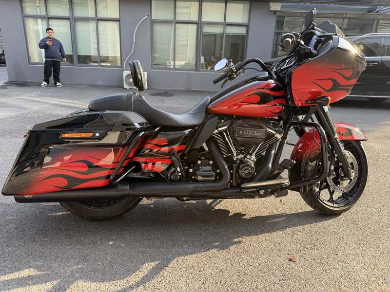 二手哈雷戴维森公路滑翔 Road Glide