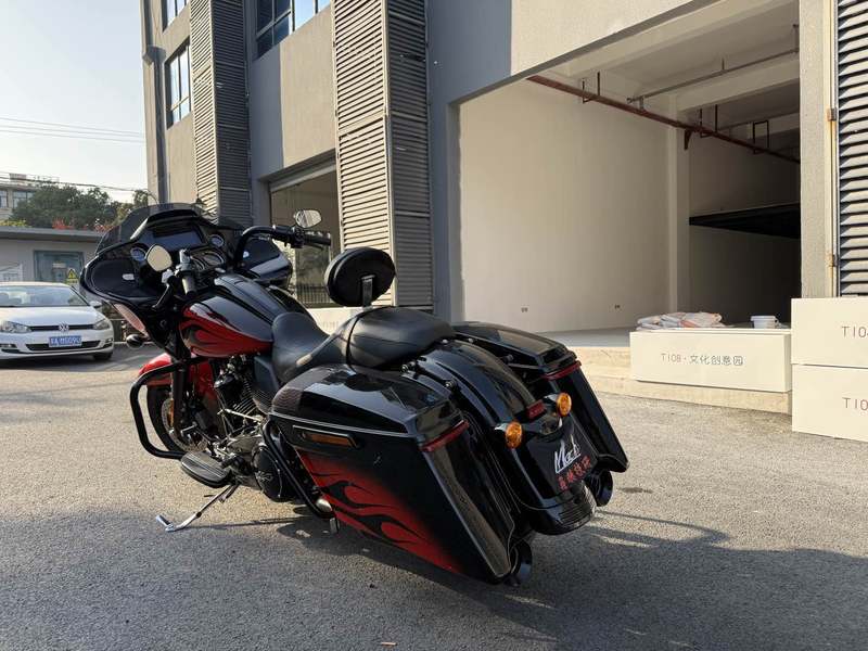 二手哈雷戴维森公路滑翔 Road Glide