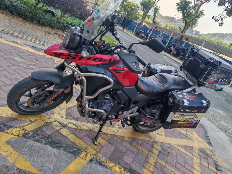 二手豪爵铃木DL250