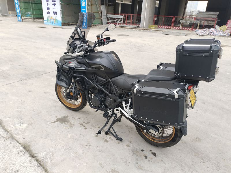 二手贝纳利TRK552