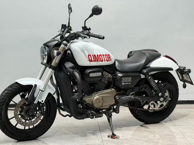二手QJMOTOR闪300