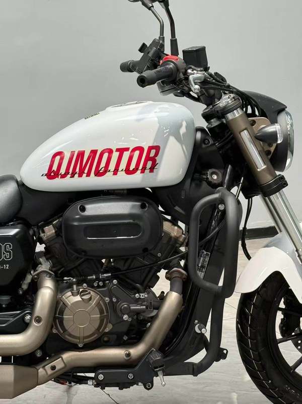 二手QJMOTOR闪300