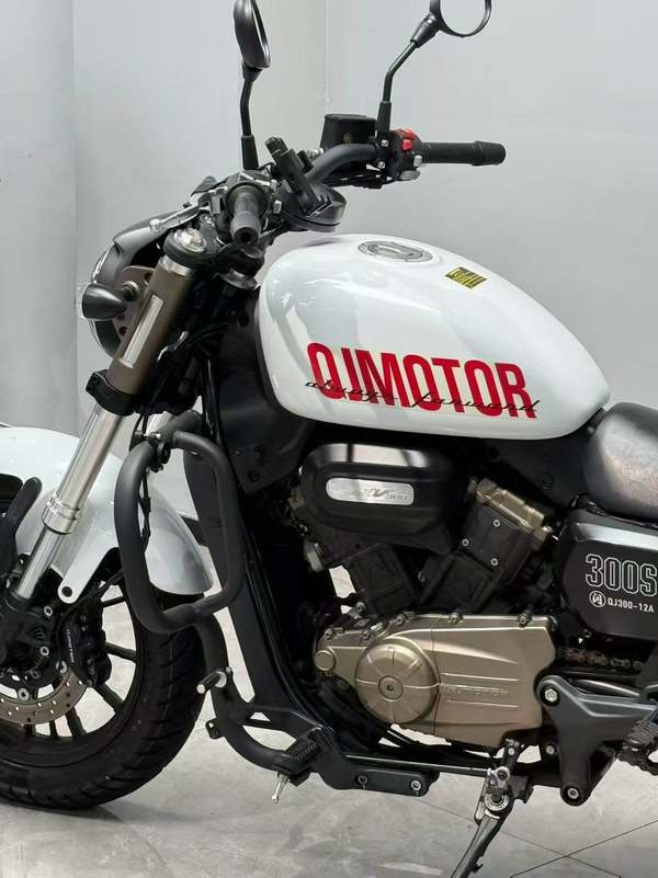 二手QJMOTOR闪300