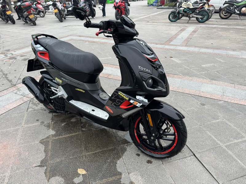 二手标致SPEEDFIGHT 4+