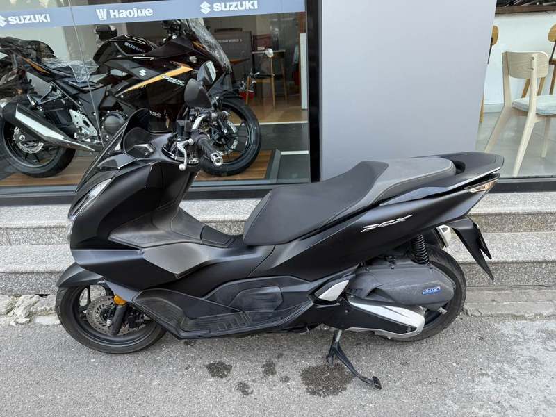 二手五羊本田PCX