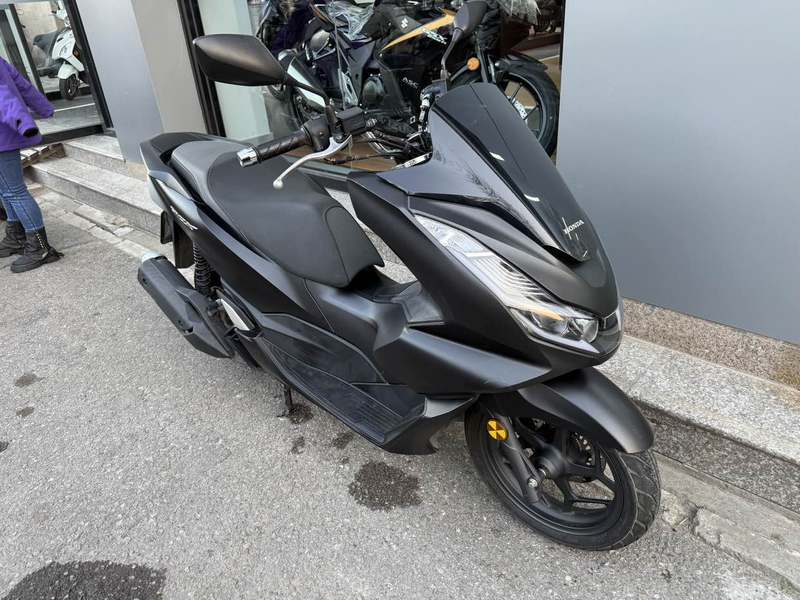 二手五羊本田PCX