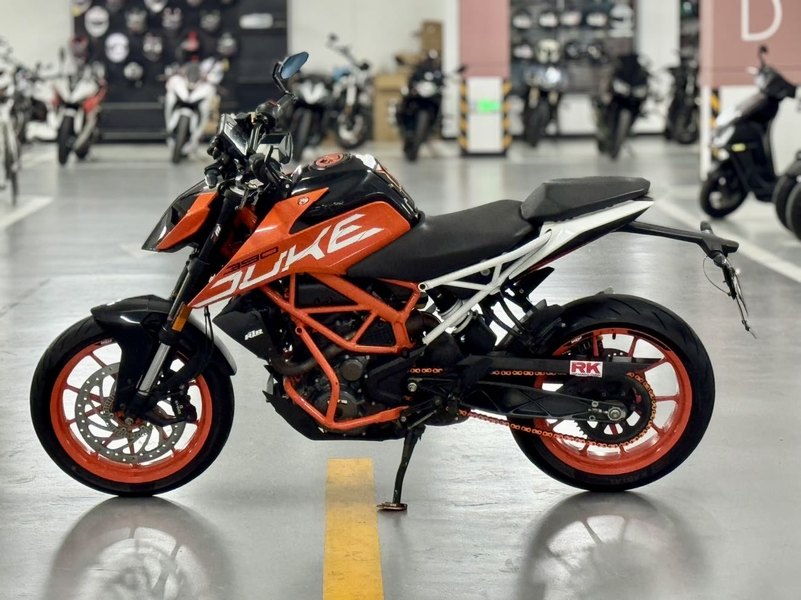 二手KTMR2R390 Duke